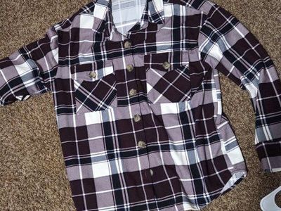 Eden & Olivia Women's Small Plaid Shirt - Button Down, Long Sleeve, Pockets