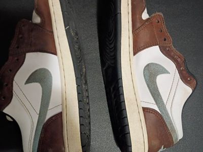 Air Jordan 1 Low Brown/White Mens Size 7