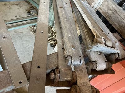 Heavy duty barn door hinges
