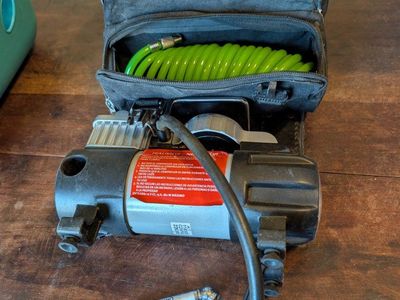 Slime Tire Inflator Portable Air Compressor 12V with Carrying Case
