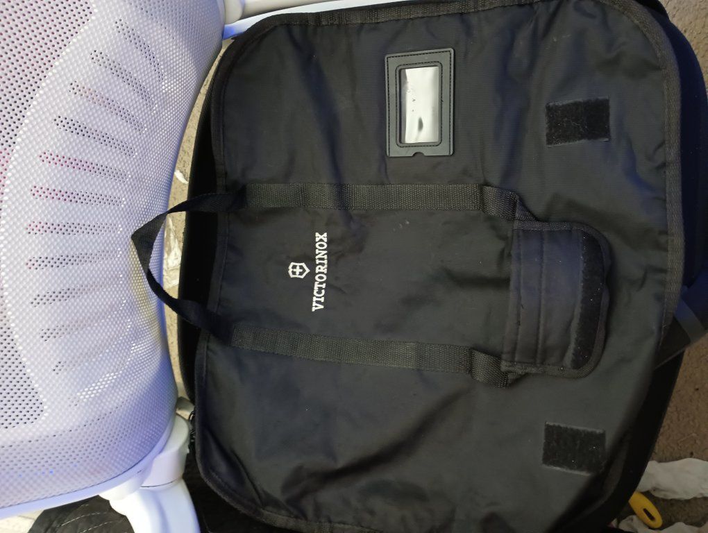 victorinox bag
