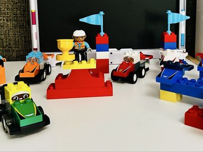 LEGO Duplo F1 Race Cars & Drivers Set - Ferrari, McLaren, Aston Martin Lot