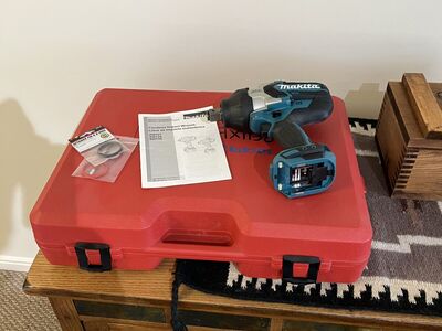 Makita XWT07 3/4” impact and Tekton 3/4” socket set with ratchet, t-handle, extensions and pin/rings