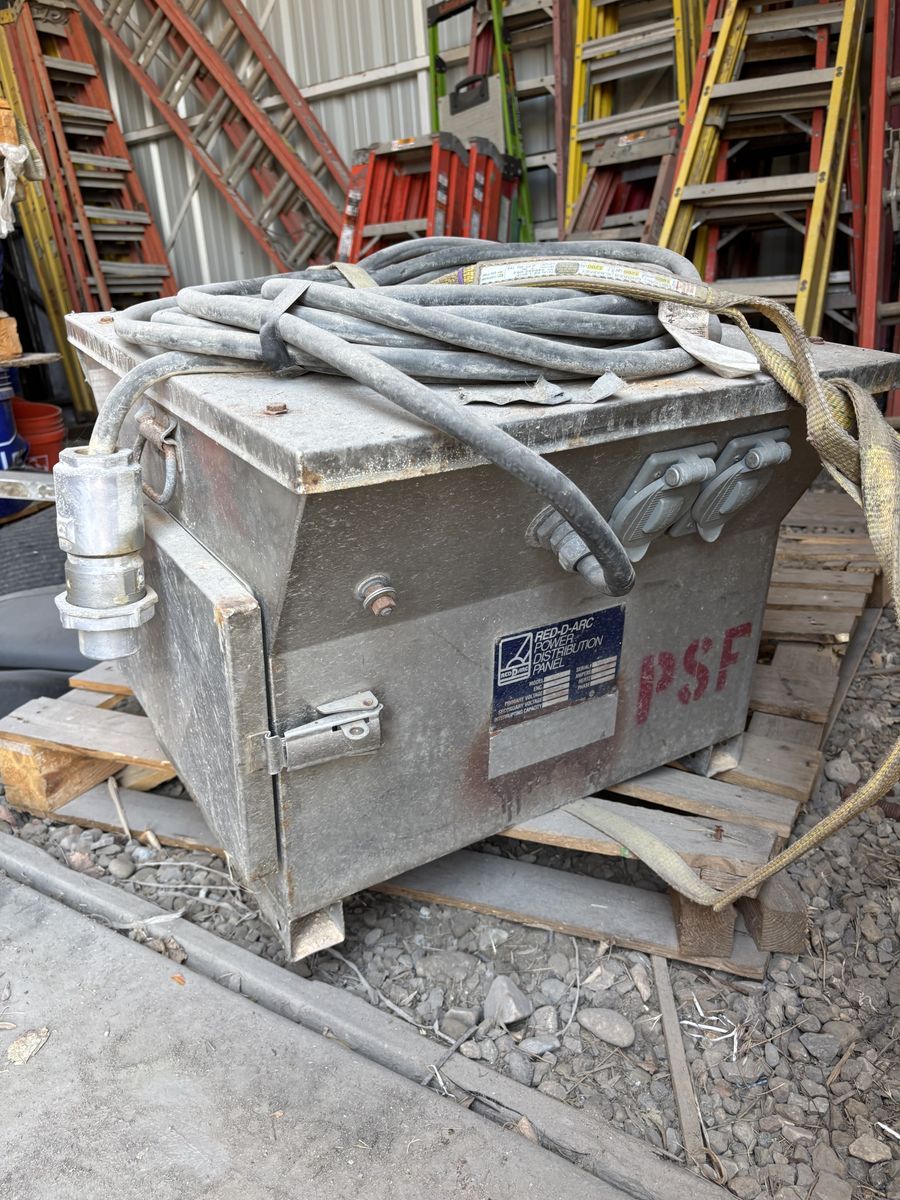 RED-D-ARC PSF Heavy-Duty Industrial Electrical Power Distribution Box, Used