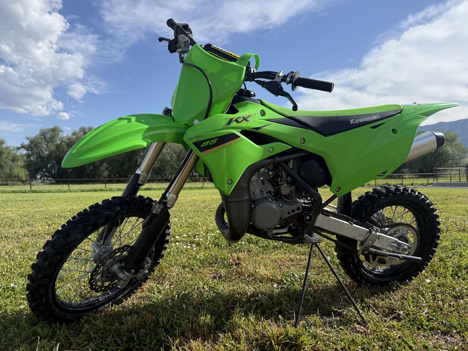 Kawasaki KX85 Dirt Bike