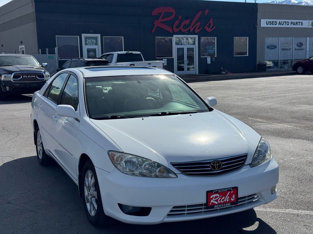 2005 TOYOTA CAMRY XLE V6