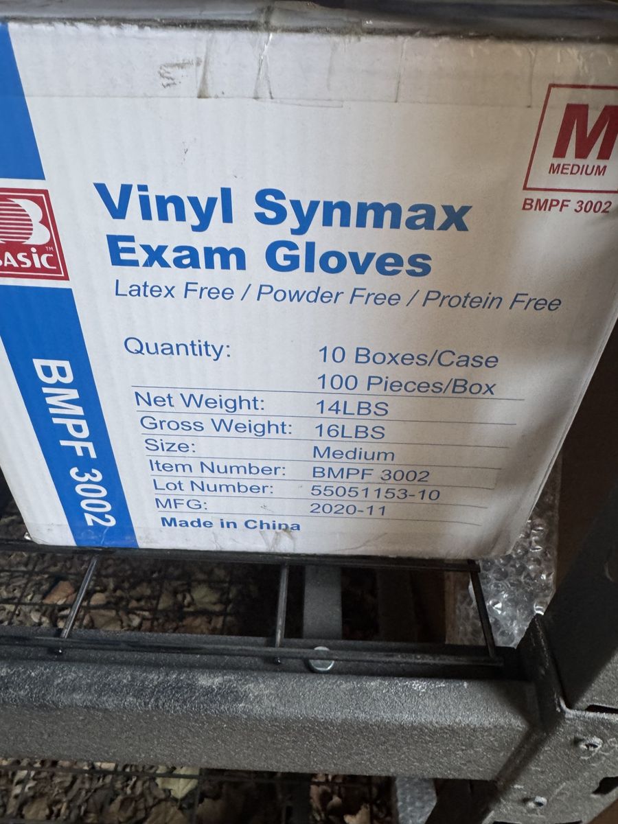 Basic Medical Synmax Vinyl Exam Gloves - Latex-Free & Powder-Free - Medium, BMPF-3002(Case of 1,000)