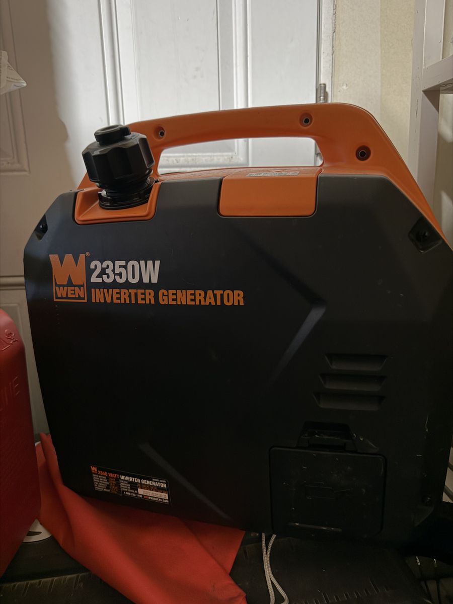 WEN 2350 Watt inverter generator 