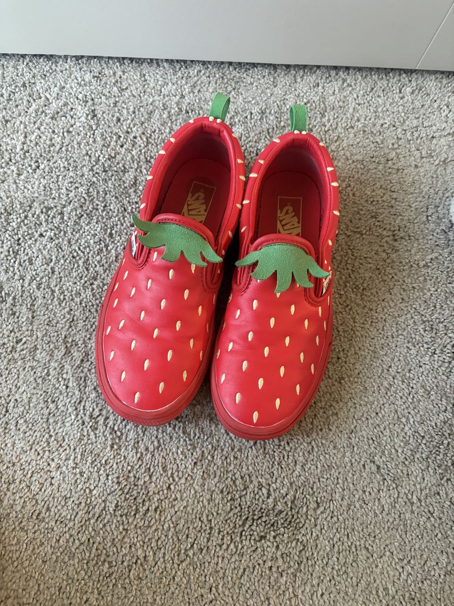 Vans Strawberry Size 3