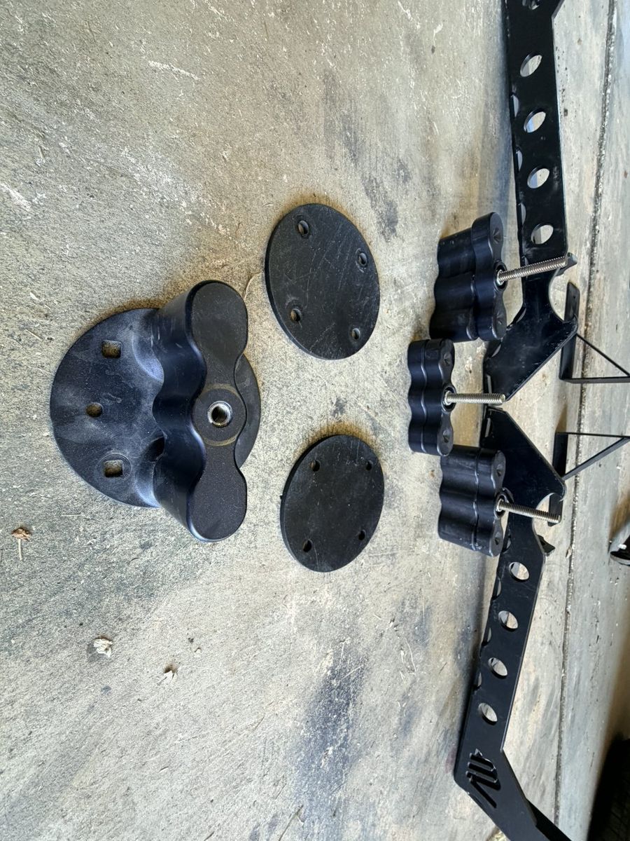 Main image 3