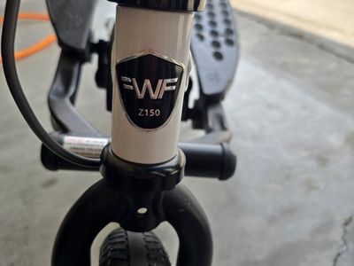 WF Z150 WingFlyer Bicycle Scooter White/Black