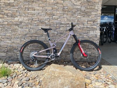 LIKE NEW Propain Hugene 3 CF Medium Sram XX Transmission