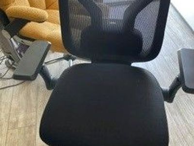 Black Ergonomic Office Chair with Mesh Back and Adjustable Arms