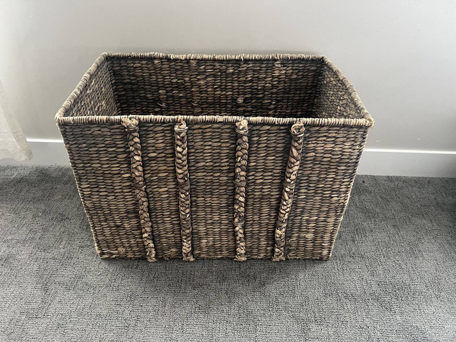 Wicker Rattan Basket Bin