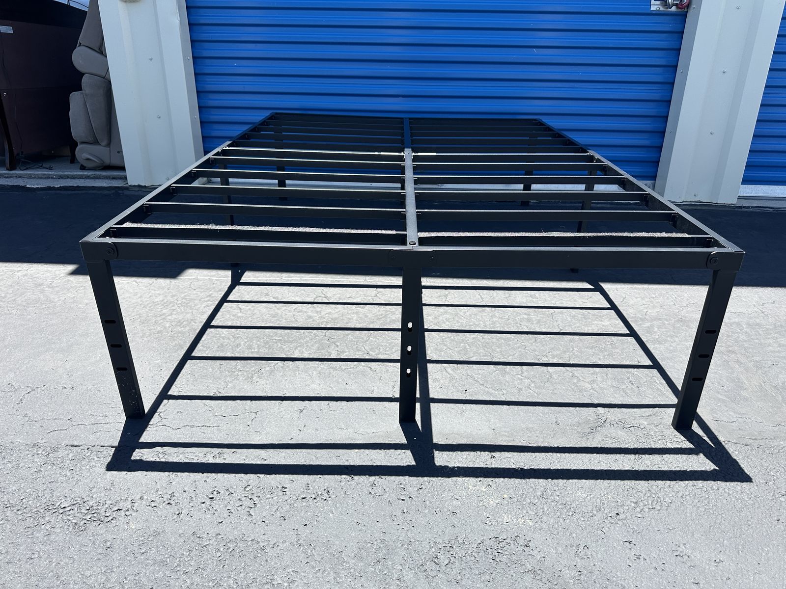 Full Metal Platform Bed(Never Used)