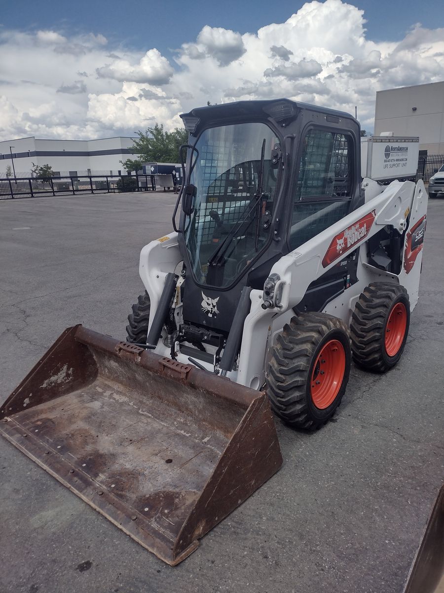 2021 Bobcat S62 skid steer compact loader