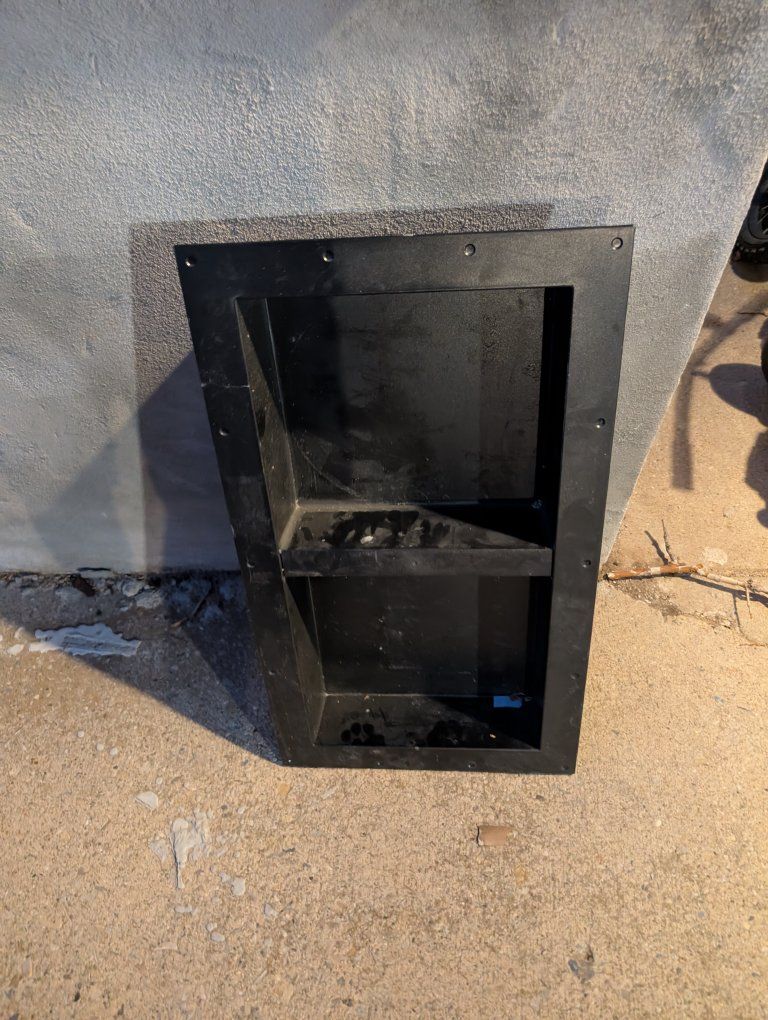 Novalinea 25 x 17 double shower niche