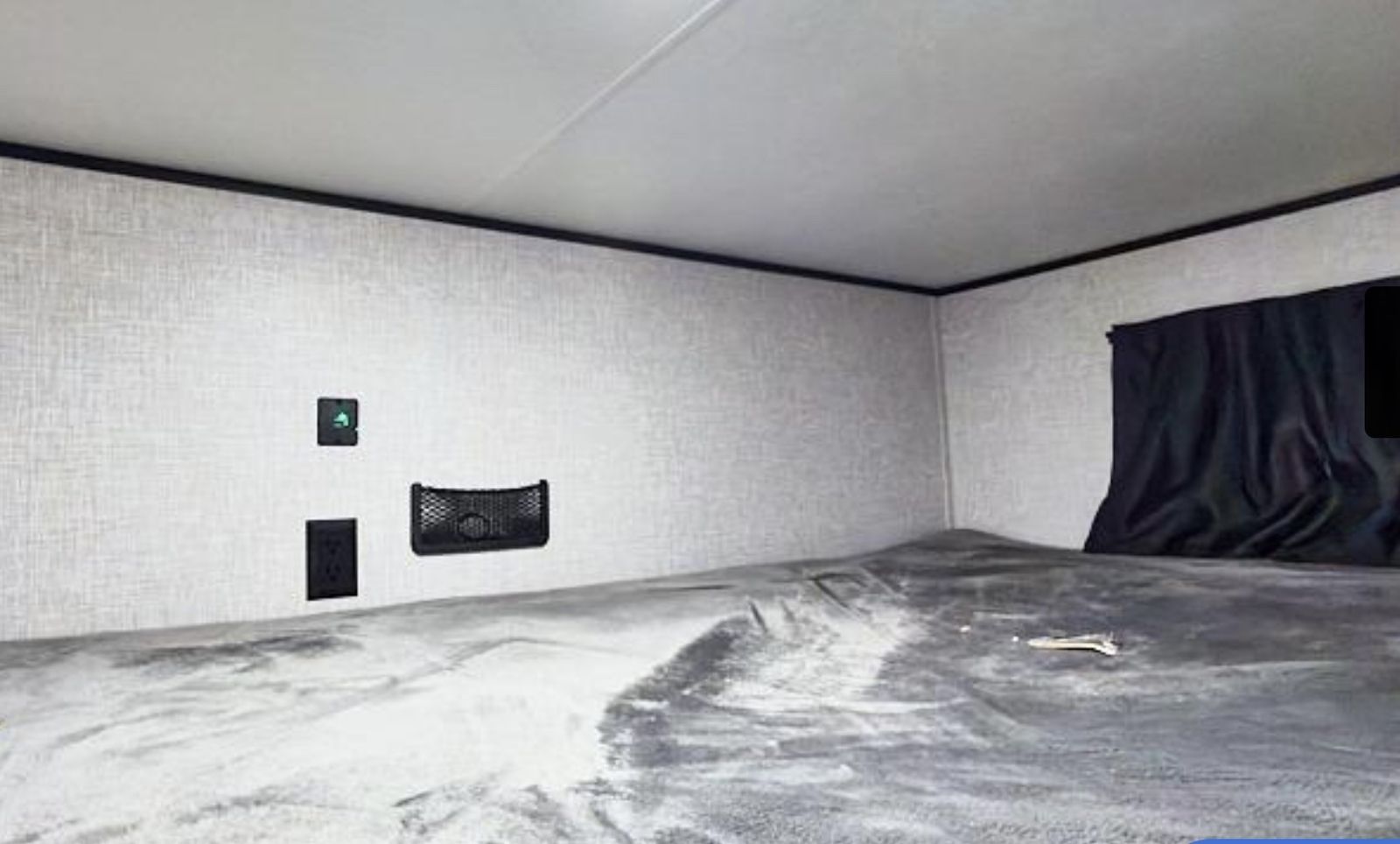 Main image 14