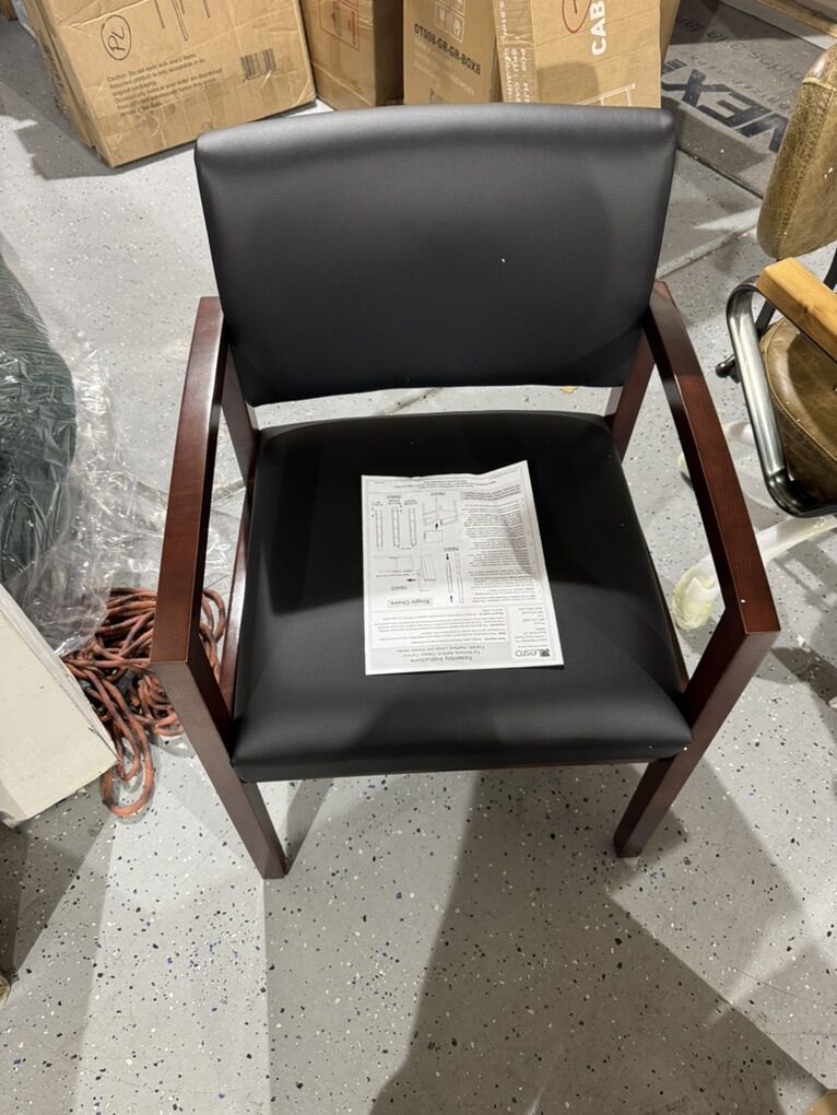 **NEW** Lesro Reception Chair