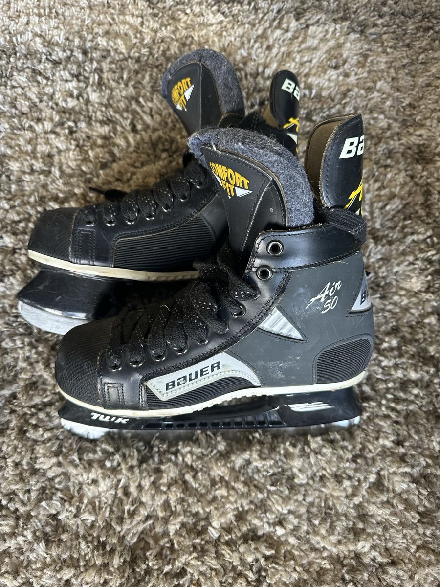 Bauer Air 50 Ice Skates Size 6 D TUUK Blades Made in Canada