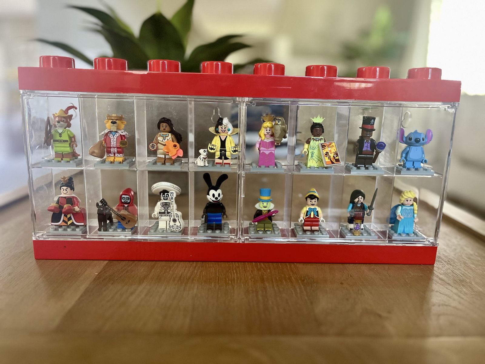 LEGO Disney Minifigures / LEGO Display Case