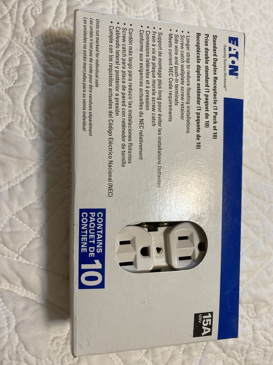 Eaton Standard Duplex Receptacle Outlet, White, 15A 125V (10-Pack) - NEC Compliant