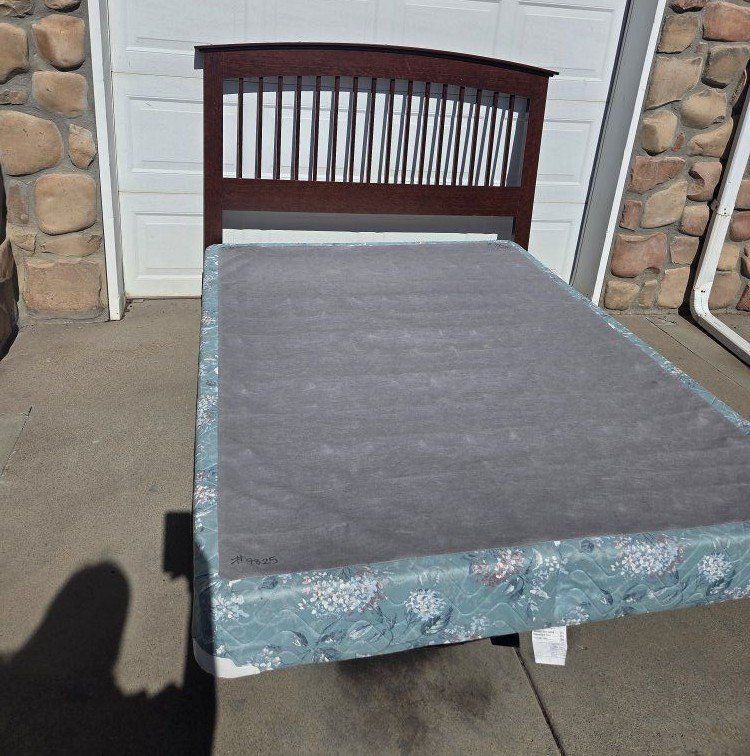Queen Headboard with Metal frame and Box Spring