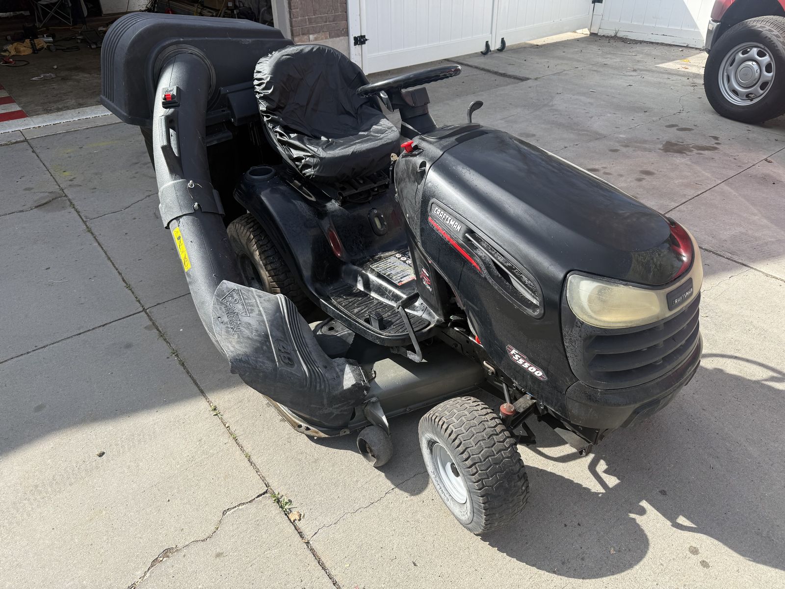 Craftsman FS5500 Riding Mower W/bagger