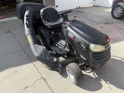 Craftsman FS5500 Riding Mower W/bagger
