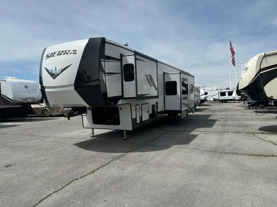 2023 Forest River Sierra 3550 BH 5th Wheel. Sleeps 9