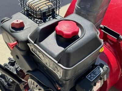 2008 Craftsman 2-stage 28" Snowblower