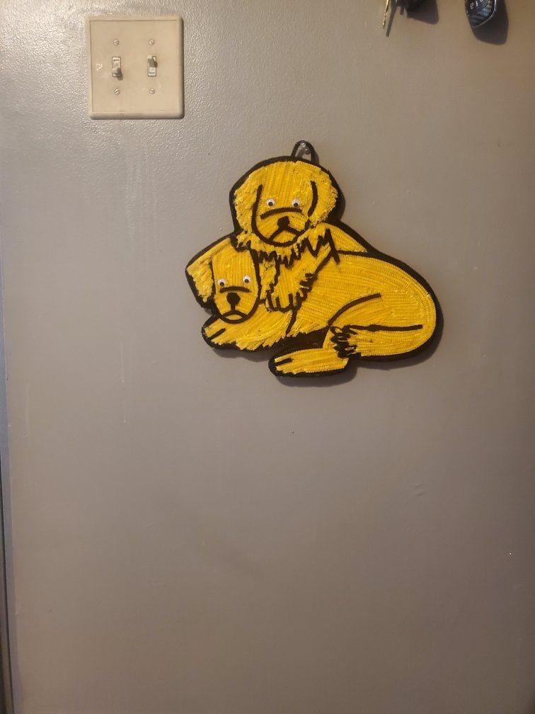 I made this puppy wall decoration