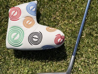 Odyssey White Hot #8 RH 35” w/ head cover