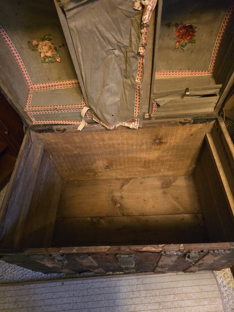 Main image 4