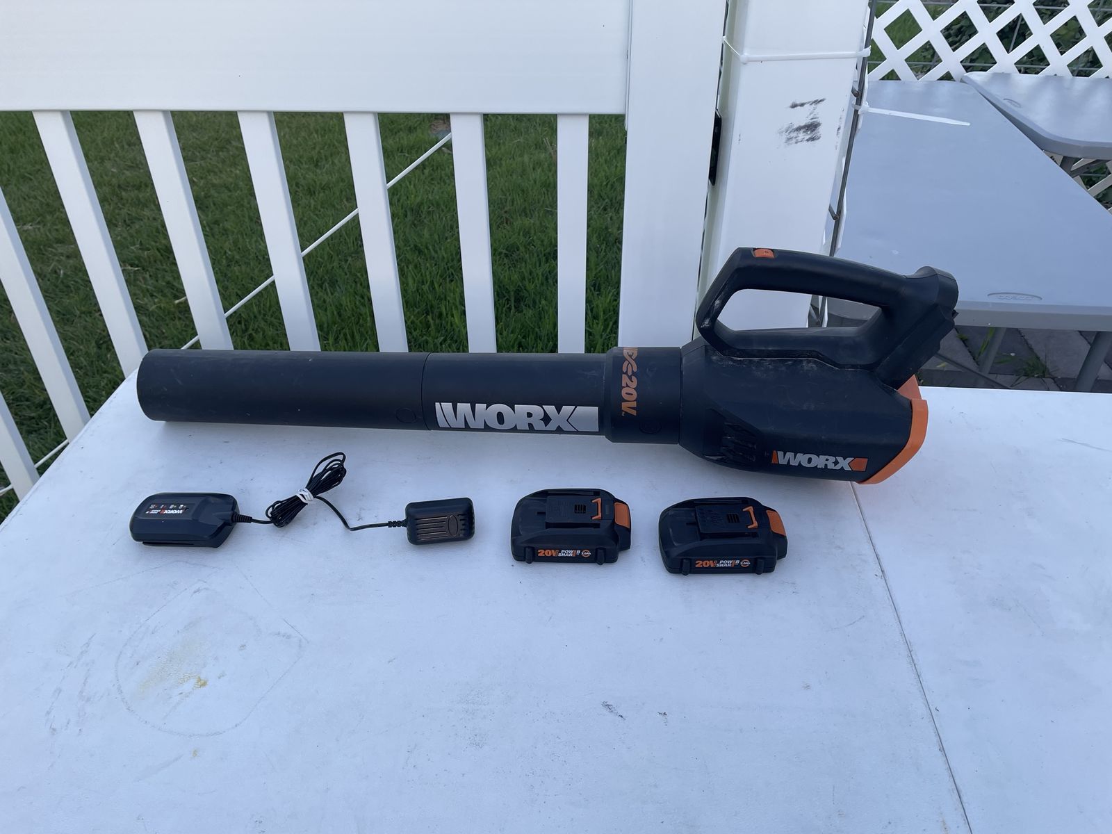 Electric Worx Leaf Blower