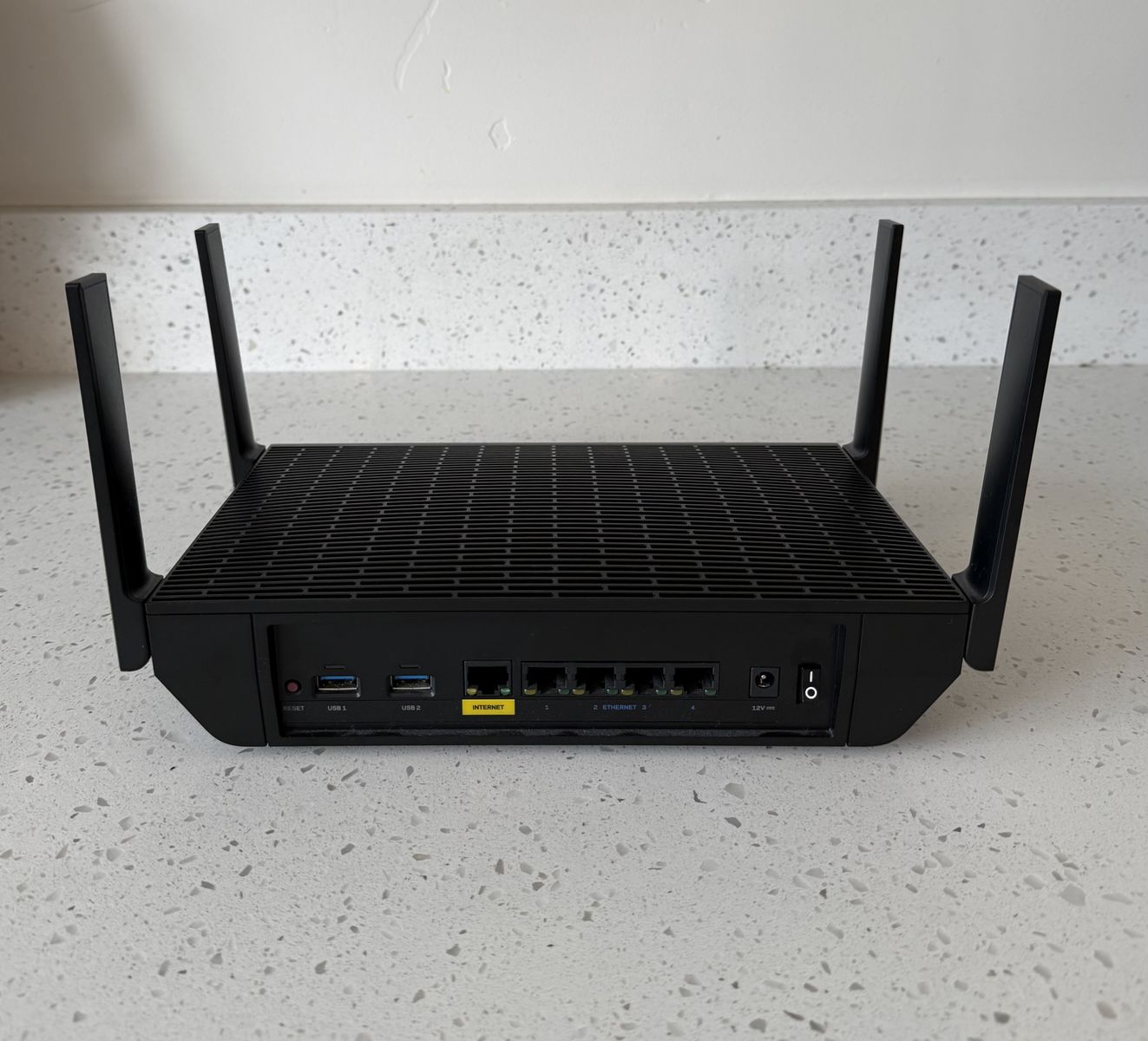 Main image 3