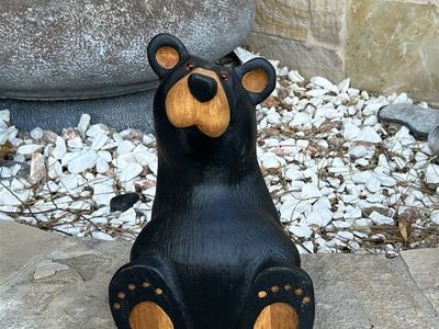 New Big Sky Carvers Hand-Carved Wooden Black Bear Statue Outdoor Garden & Home Decor Accent