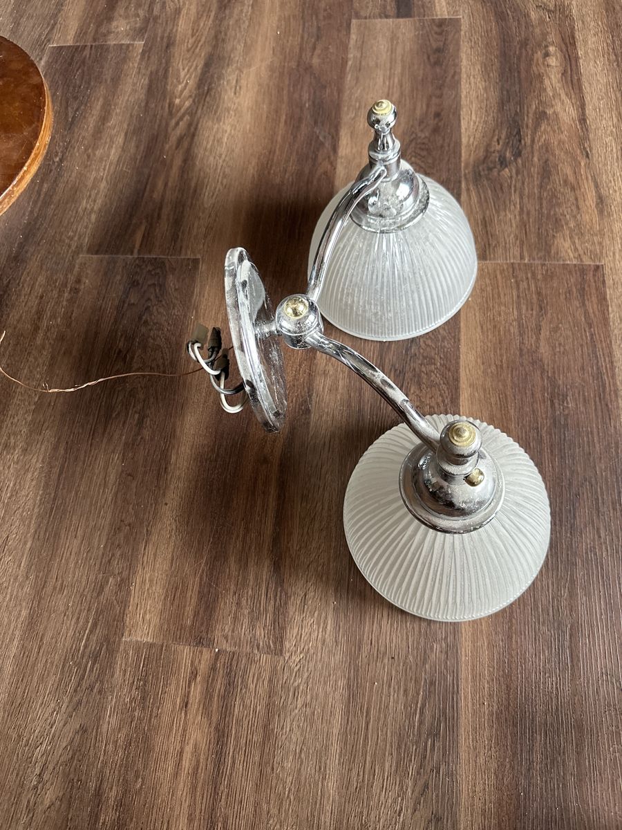 Vanity light