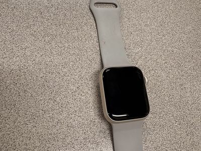 Apple Watch SE (GPS) (2nd Generation)