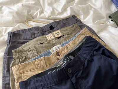 Size 32 Summer Shorts (Carhartt +)