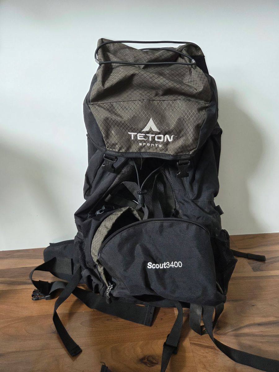 Teton Sports Women's Scout 3400 Backpacking Pack