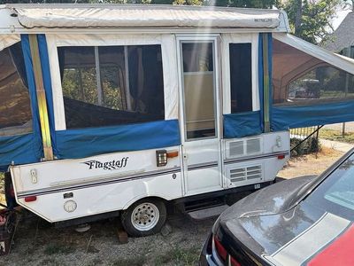 2003 Flagstaff Pop-Up Camper Trailer - Good Condition