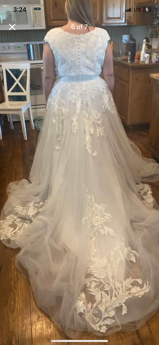 Wedding Dress size 22 or 20
