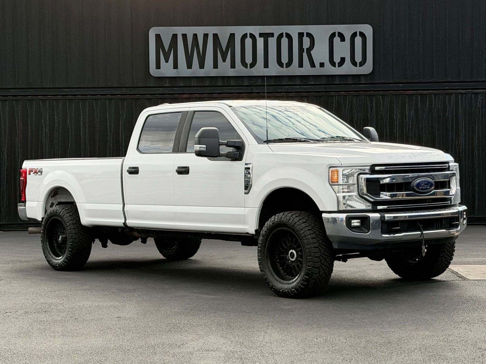 2022 Ford F-350 XLT