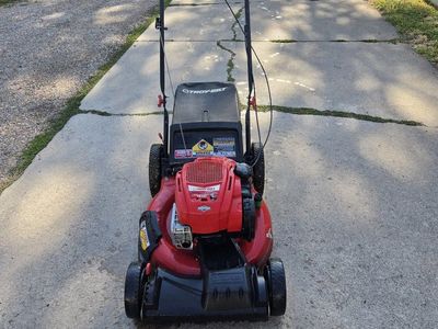 Troy-Bilt lawn mower self propelled good working condition