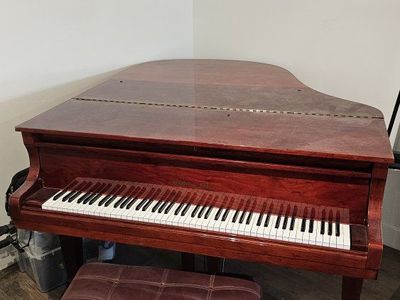 Shafer & Sons Baby grand Piano