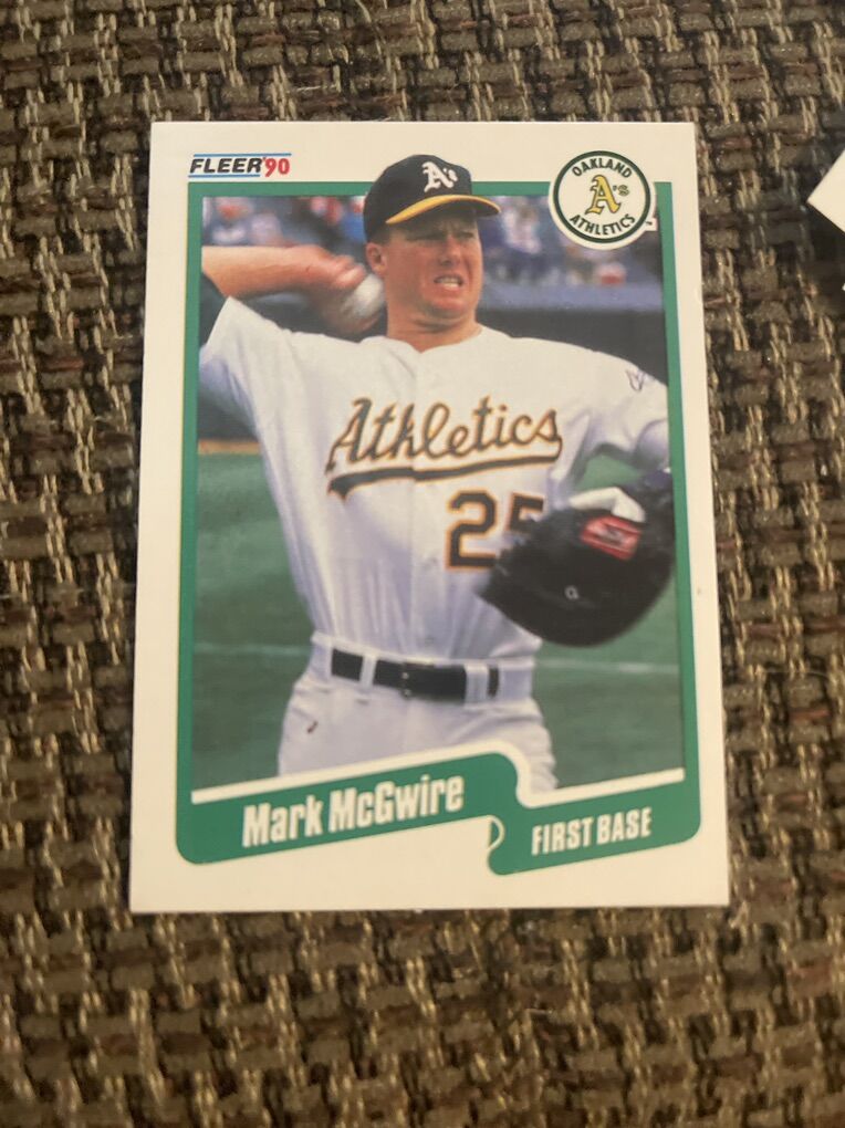 Mark McGwire Fleer '90 Baseball Card