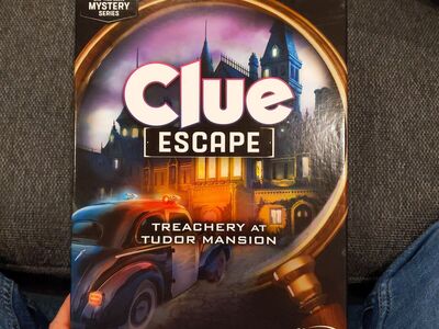 Clue Escape board game