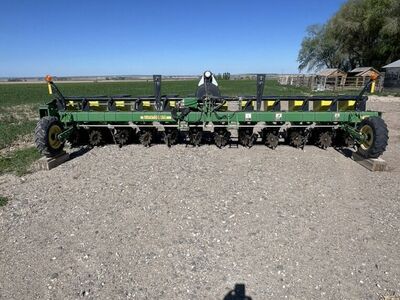 John Deere Planter
