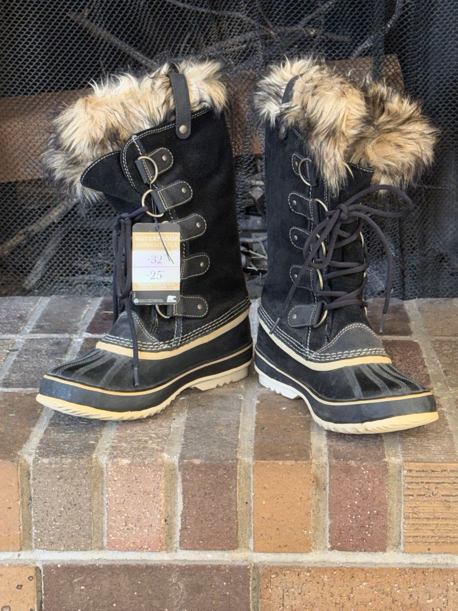 Sorel Waterproof Winter Snow Boots Black with Faux Fur Trim 